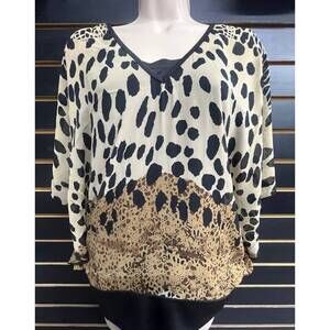 NEW MICHAEL K women's wild luxe top in animal print
